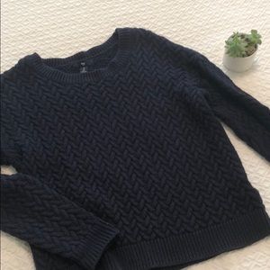 Gap navy knit sweater size small